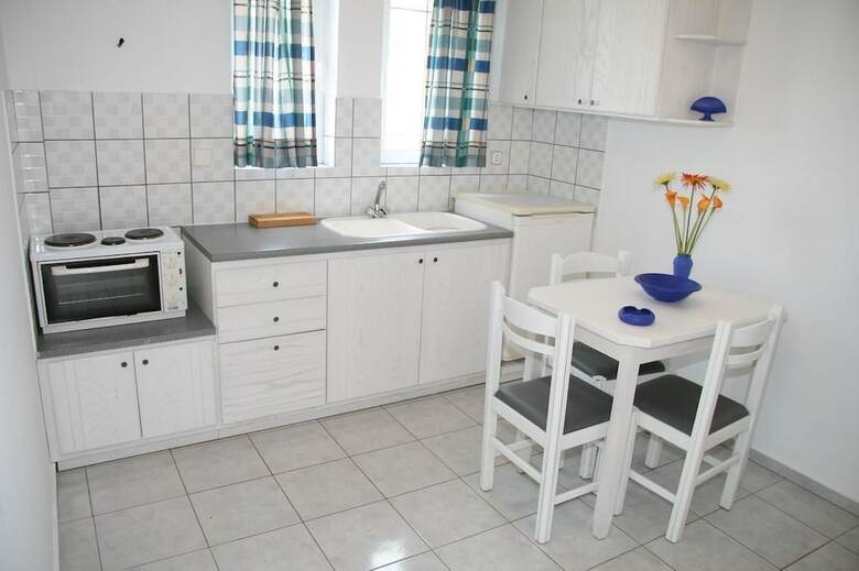 Litsa Mare Apartments