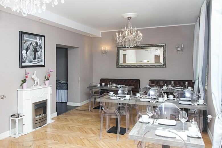 Lux Hotel