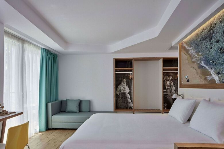 Olive Green Hotel