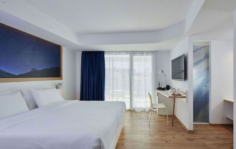 Olive Green Hotel