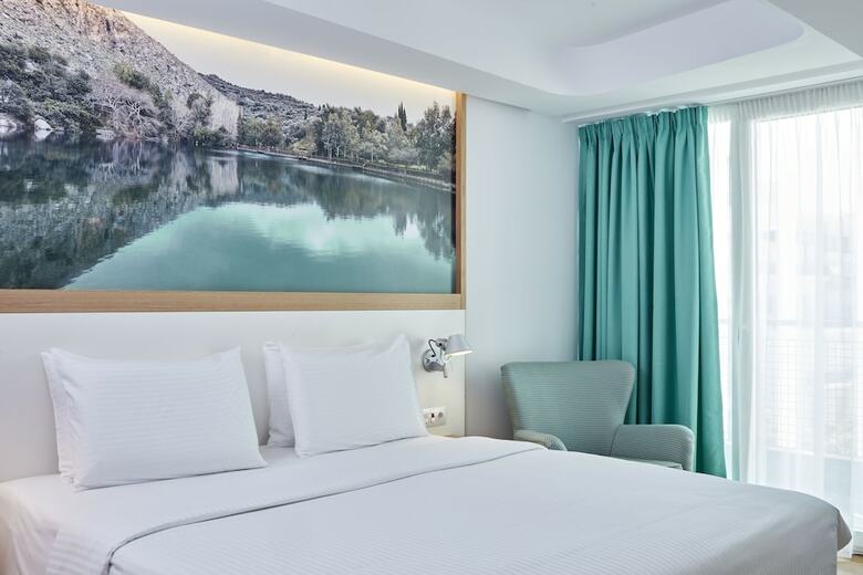 Olive Green Hotel
