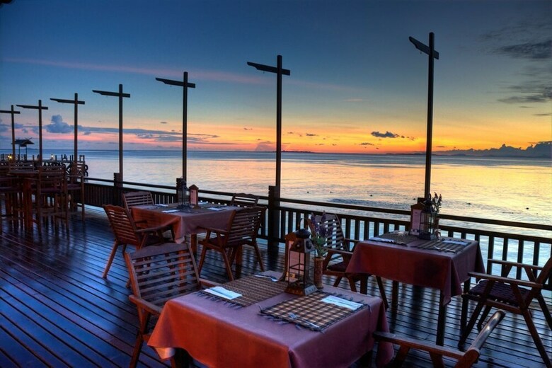 Hotel The Reef Dive Resort