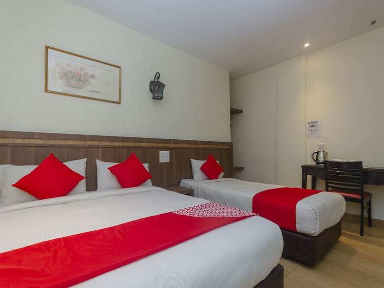 Oyo 596 The Vintage Hotel