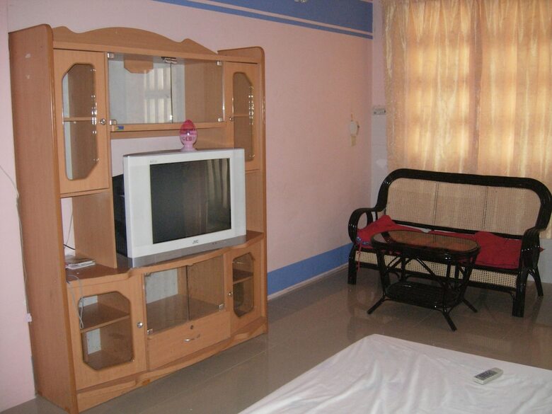 Hotel White River II Hostel