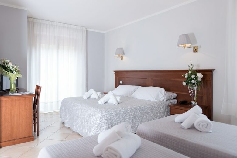 Ph Hotel