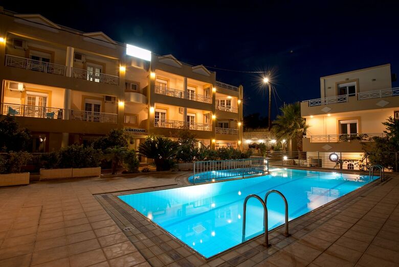 Aparthotel Sunrise Studios & Apartments