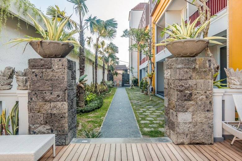 Hotel Zen Rooms Legian Troppozone