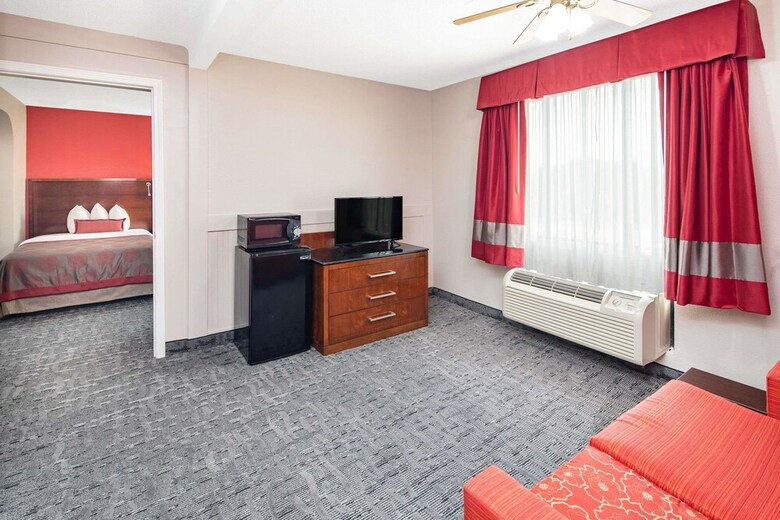 Hotel Ramada By Wyndham Alpharetta