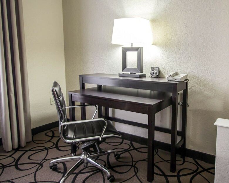 Hotel Comfort Suites Ucf/research Park