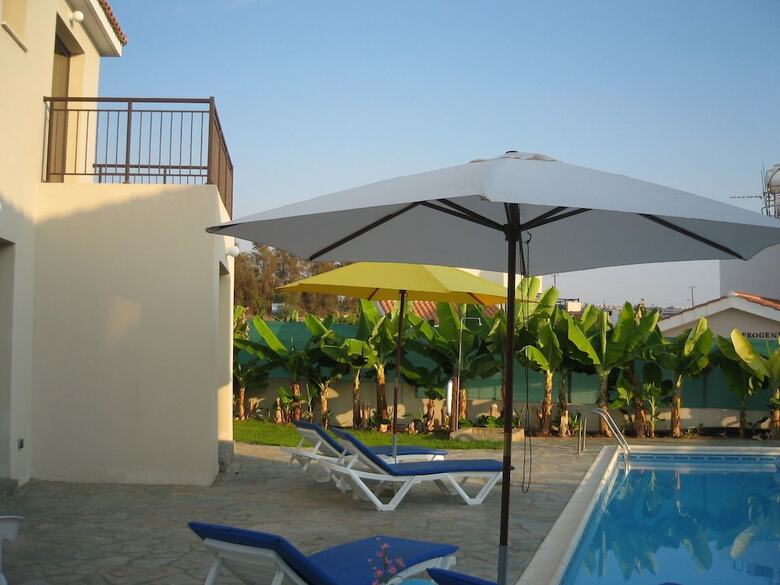 Five Waves Holiday Villas
