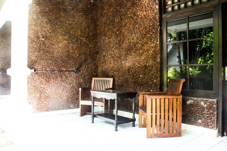 Hotel Berlian Beach Inn Kuta