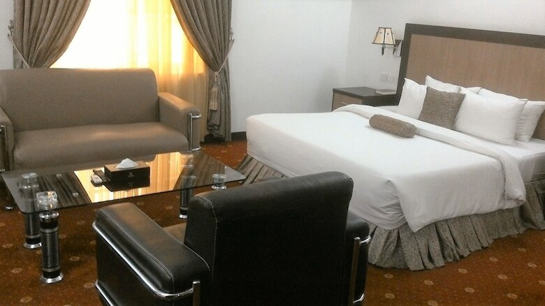 Hotel Immaculate Suites & Apartments