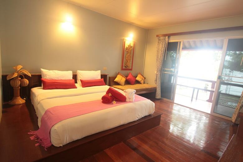 Hotel Villa Cha Cha Chaolao Beach Resort