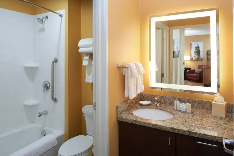 Hotel Towneplace Suites By Marriott Detroit Troy