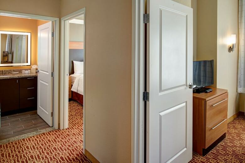 Hotel Towneplace Suites By Marriott Detroit Troy