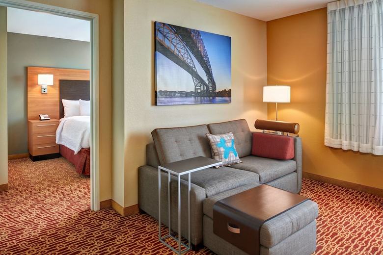 Hotel Towneplace Suites By Marriott Detroit Troy