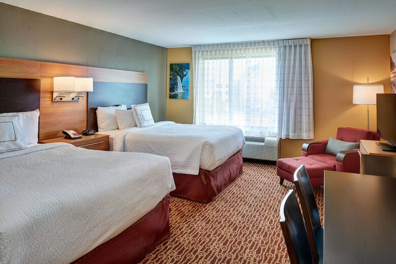 Hotel Towneplace Suites By Marriott Detroit Troy