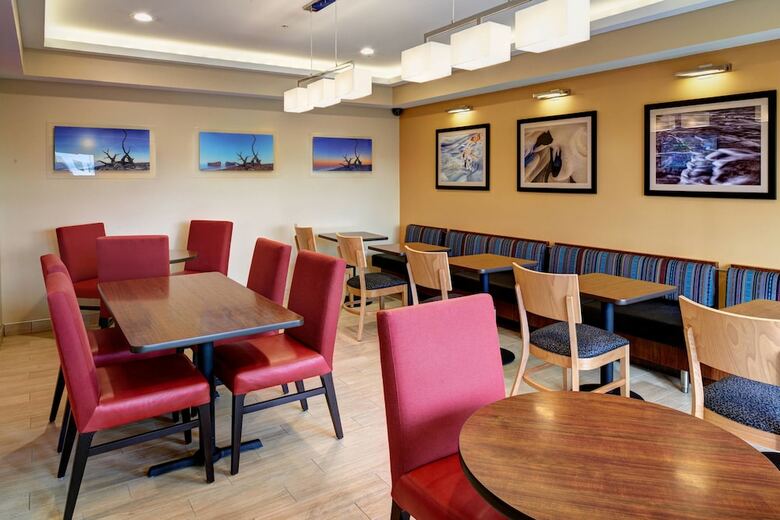 Hotel Towneplace Suites By Marriott Detroit Troy