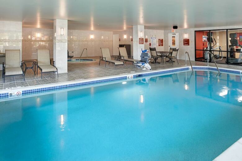Hotel Towneplace Suites By Marriott Detroit Troy
