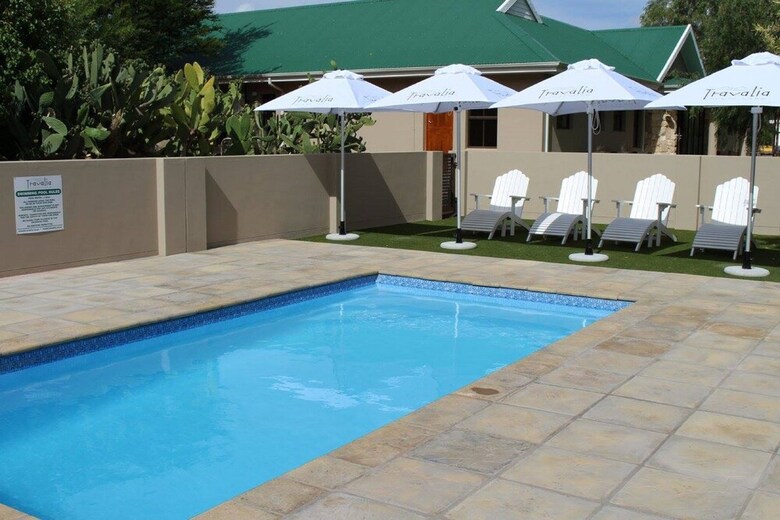 Hotel Travalia Guest Farm