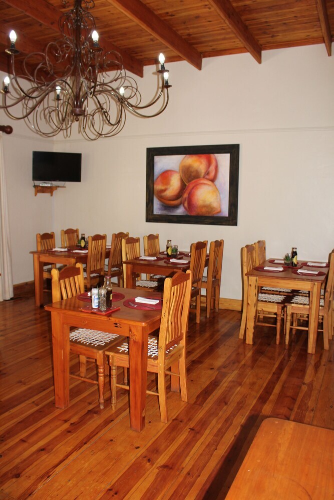 Hotel Travalia Guest Farm