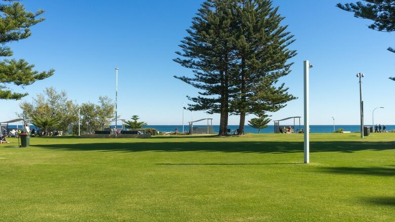 Aparthotel Mullaloo Beach Hotel & Apartments