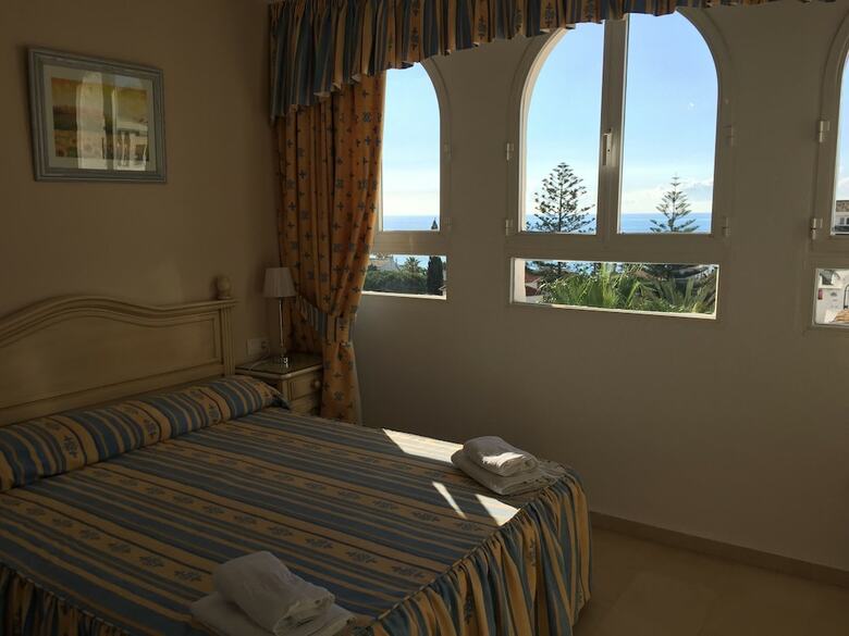 Aparthotel Playa Real