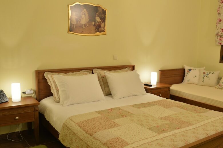 Lakmos Hotel