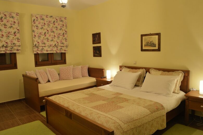 Lakmos Hotel
