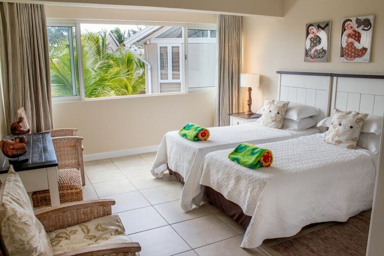 White Oaks Villas
