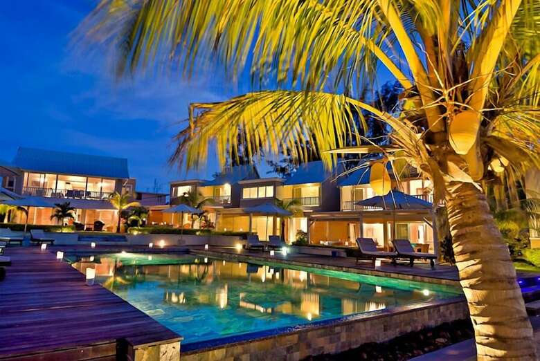 White Oaks Villas