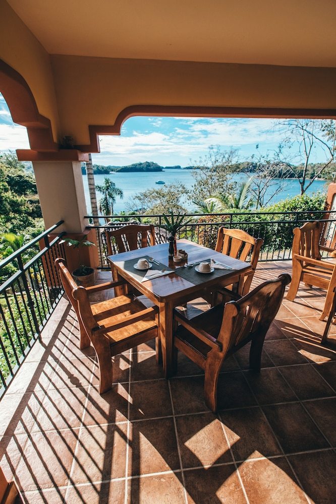 Hotel Seagull Cove Resort