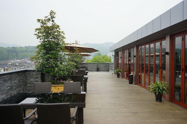 Tea Boutique Hotel West Lake
