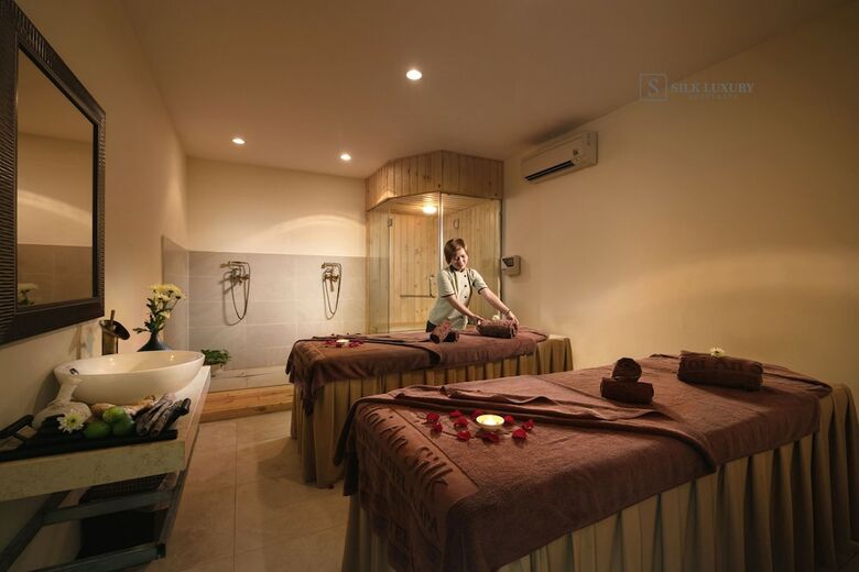 Silk Luxury Hotel & Spa By Embrace