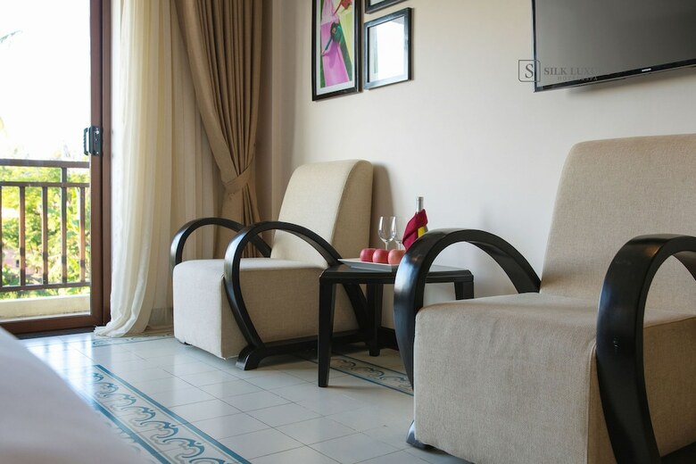 Silk Luxury Hotel & Spa By Embrace