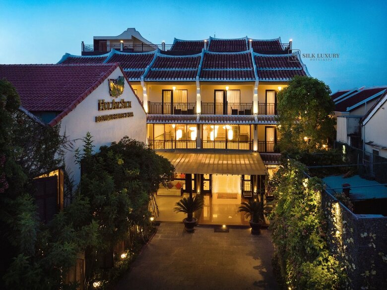 Silk Luxury Hotel & Spa By Embrace