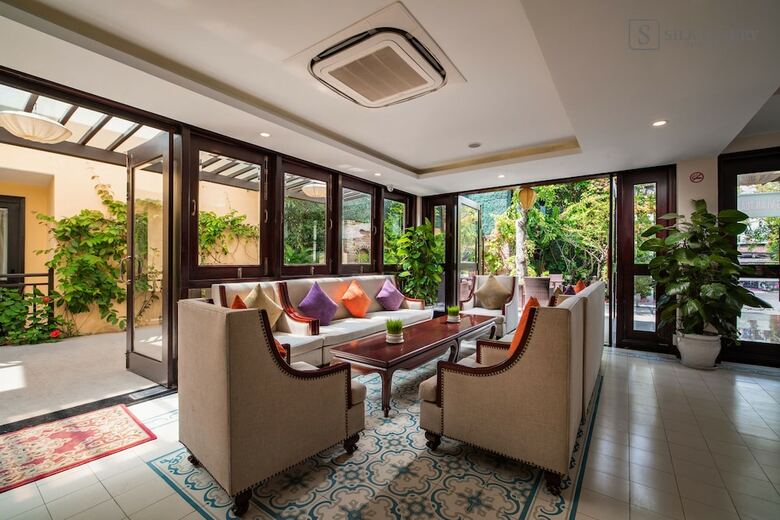 Silk Luxury Hotel & Spa By Embrace