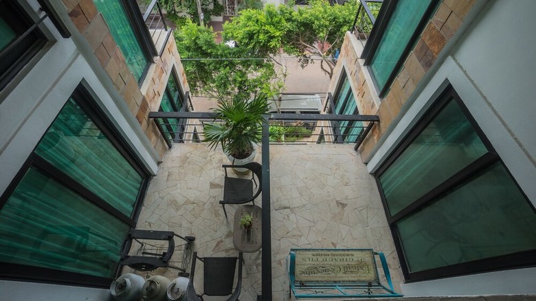 Lotus Luxury Condo