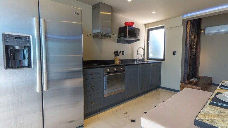 Lotus Luxury Condo