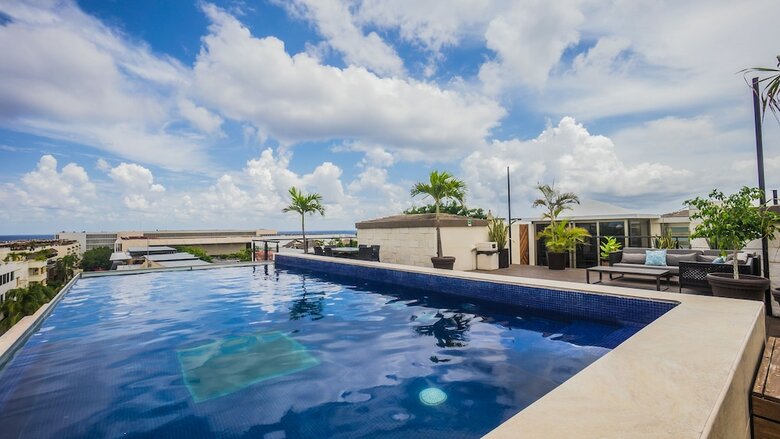 Lotus Luxury Condo