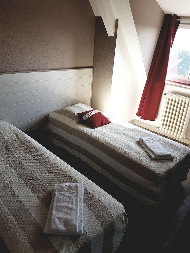 Hotel H�tel La Marine