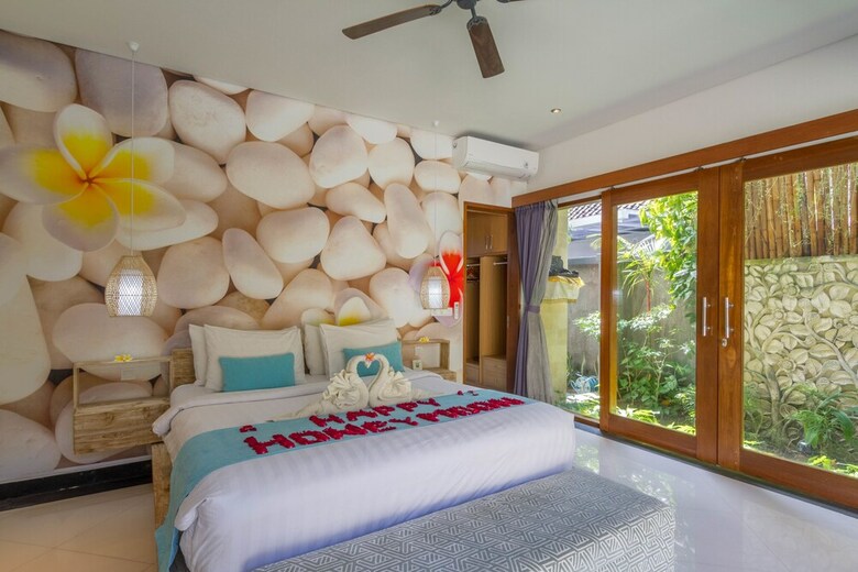 Lacasa Villa Legian