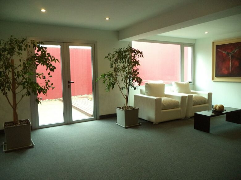 Hotel Mil 810
