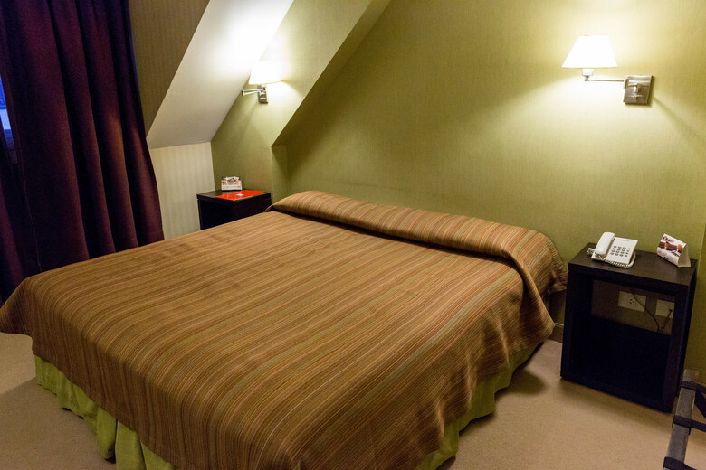 Hotel Mil 810