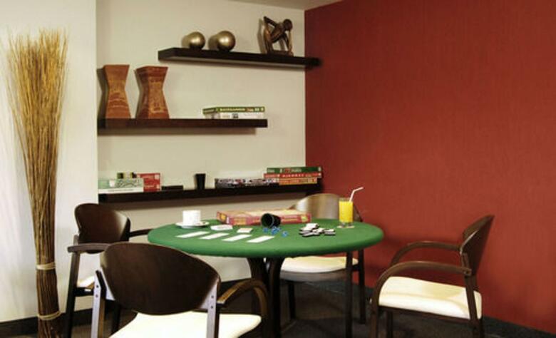 Hotel Mil 810