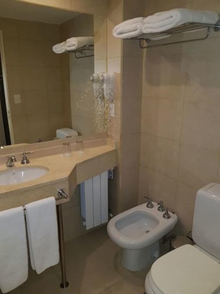 Hotel Mil 810