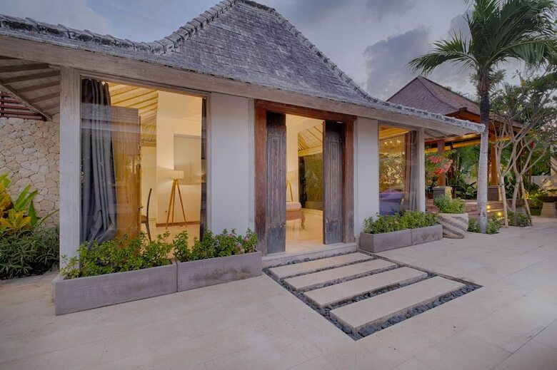 Kutus Kutus Canggu Villa
