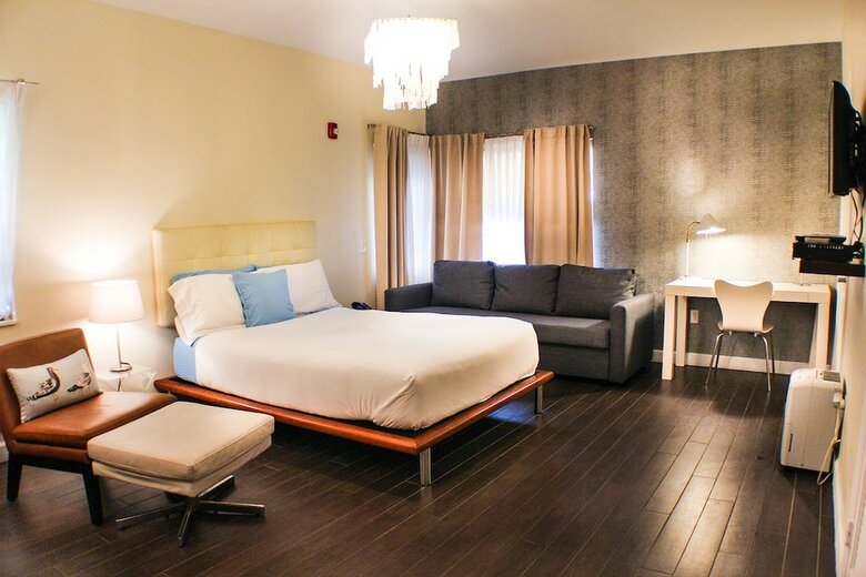 The New Hotel Miami