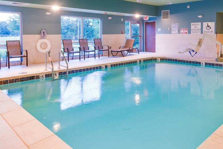 Hotel Holiday Inn Express & Suites Russellville