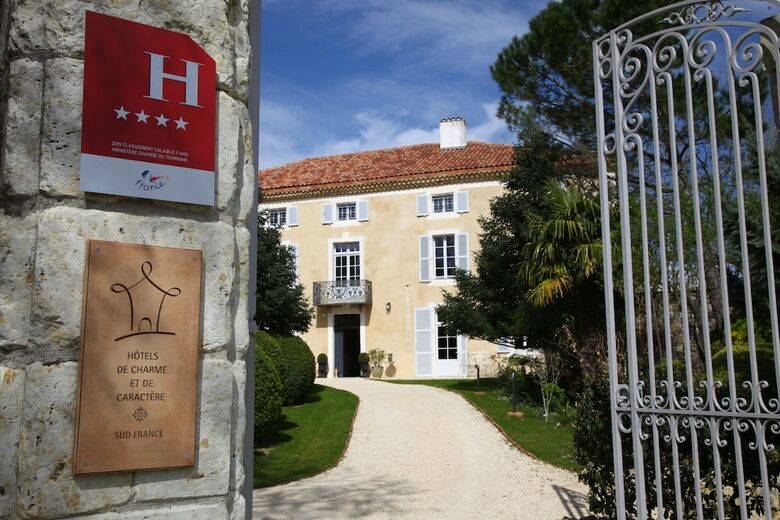 Hotel Le Castel Pierre de Lagraulet